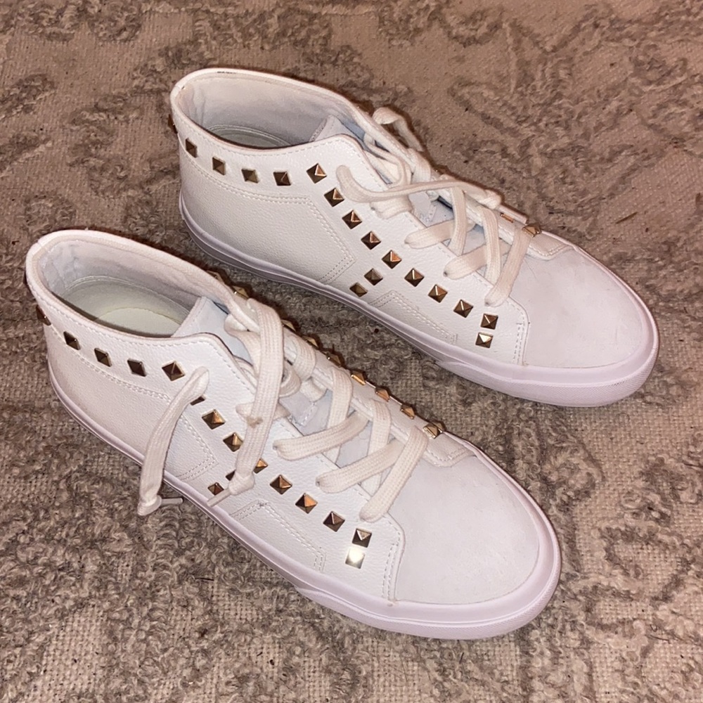 Jessica Simpson studded white high tops🤍 NEVER WORN (actual pictures included) - Picture 6 of 7